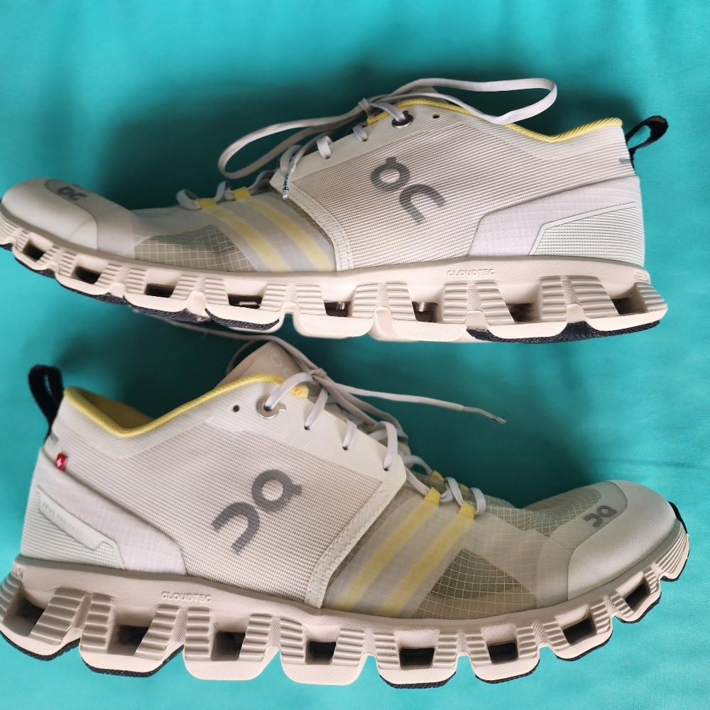 Women's On Running X Shift Size 11 - Picture 3 of 9